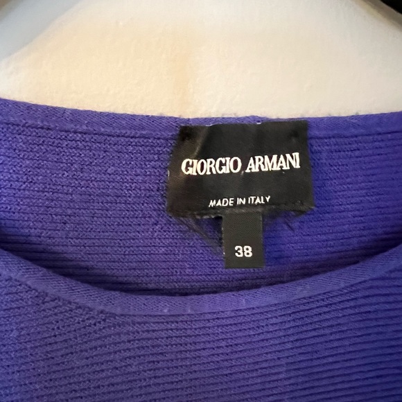 Giorgio Armani Top - Picture 3 of 3